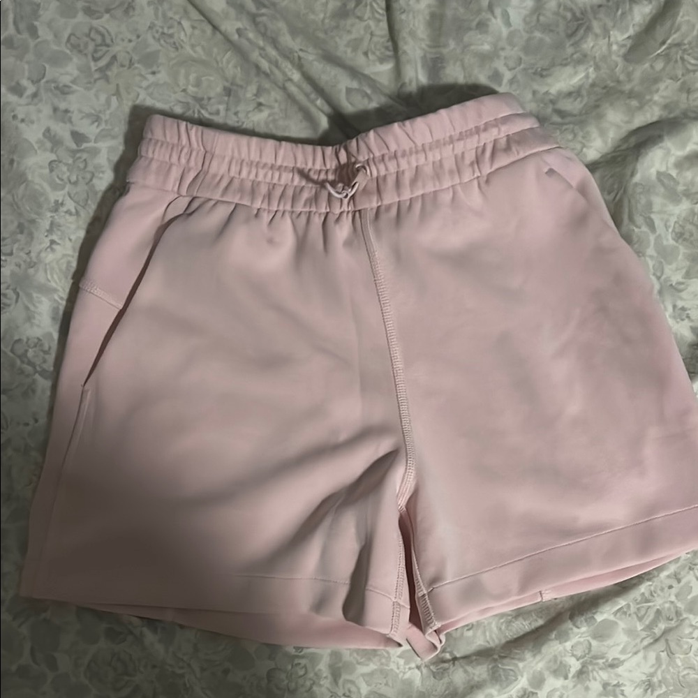Lululemon strawberry milkshake softstreme shorts